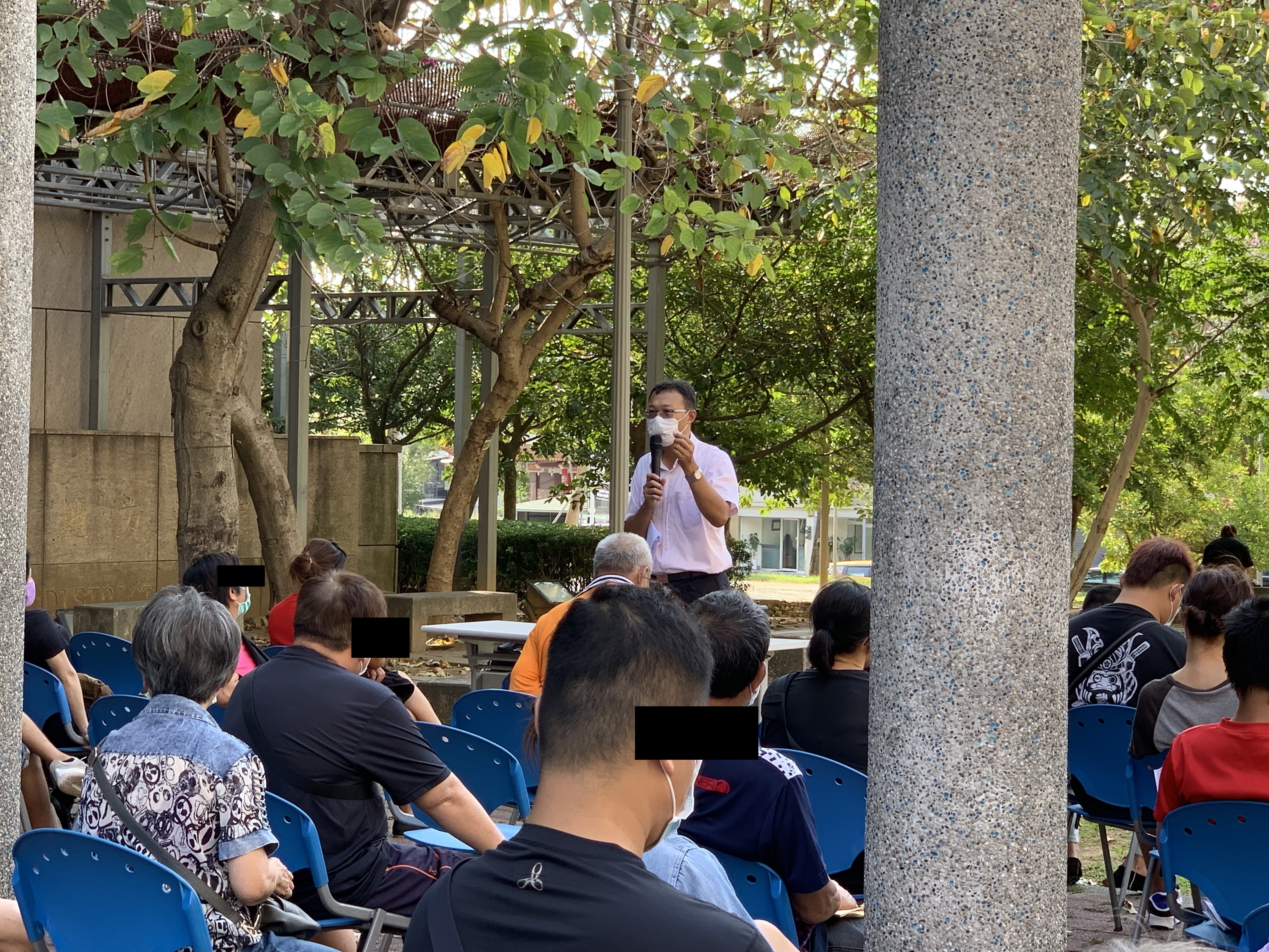 1090506本次課程由謝耿銘律師授課，講述家庭暴力防治法之法學知識。