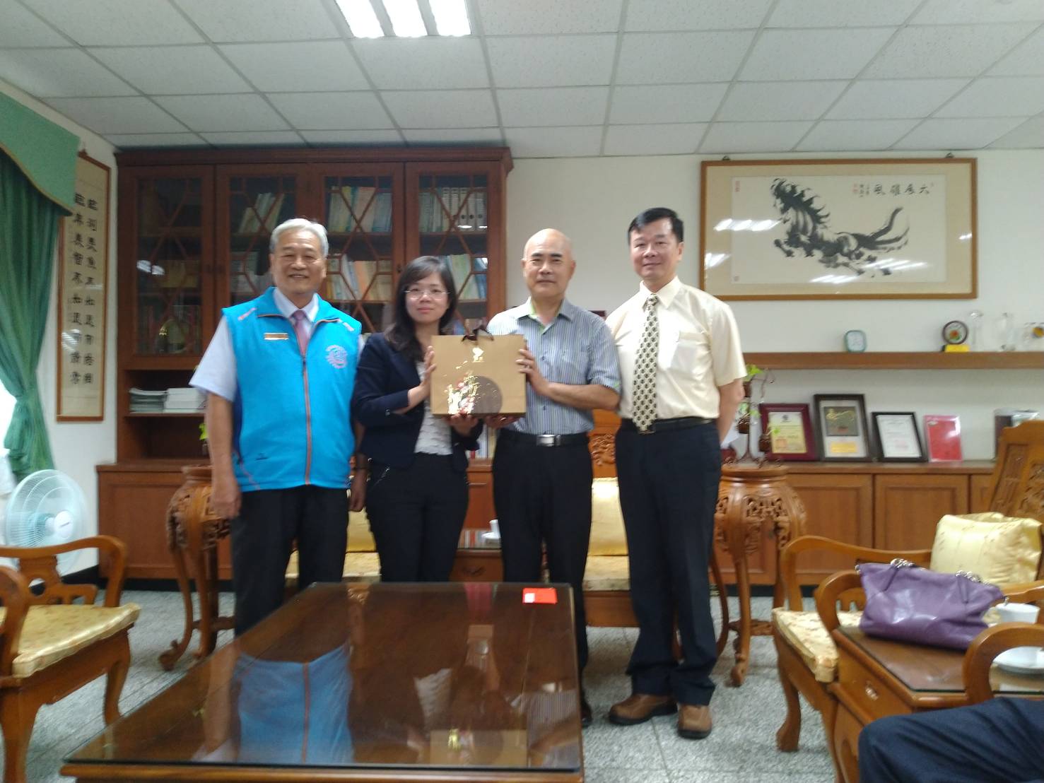 「愛」是關懷的核心價值，也是讓人改變的力量，讓社會生命的大河可以源源不斷、永續發展。
