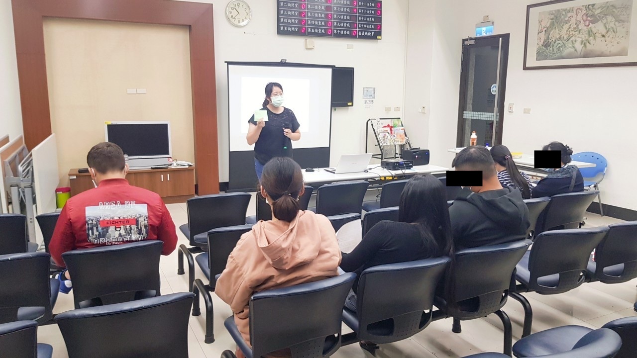 4.講述義務勞務執行手冊之資料及登載，請學員務必仔細核對、妥善保管。
