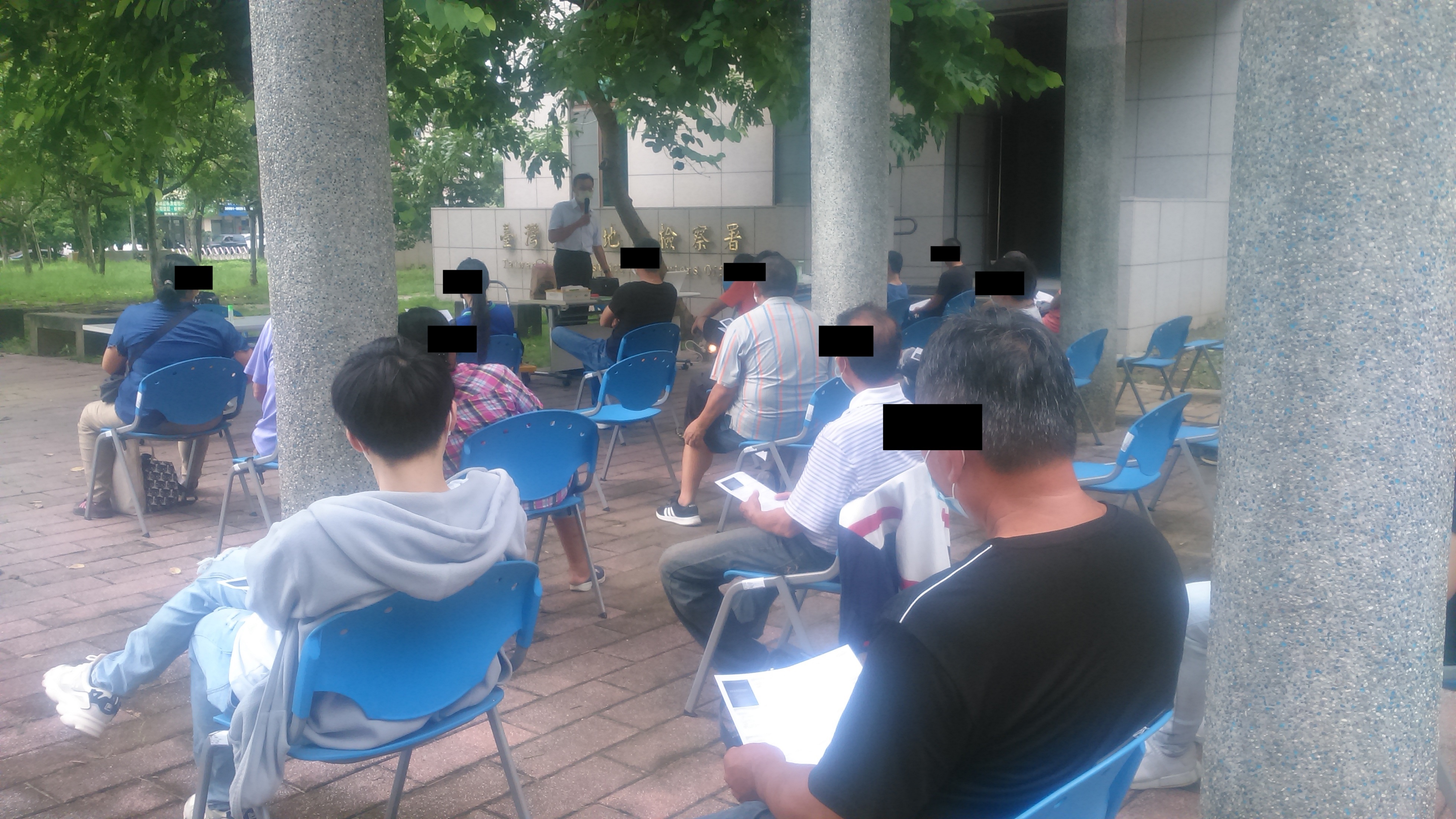 1100728-2.謝耿銘律師講授消費者債務清理條例相關規定及案例分享。