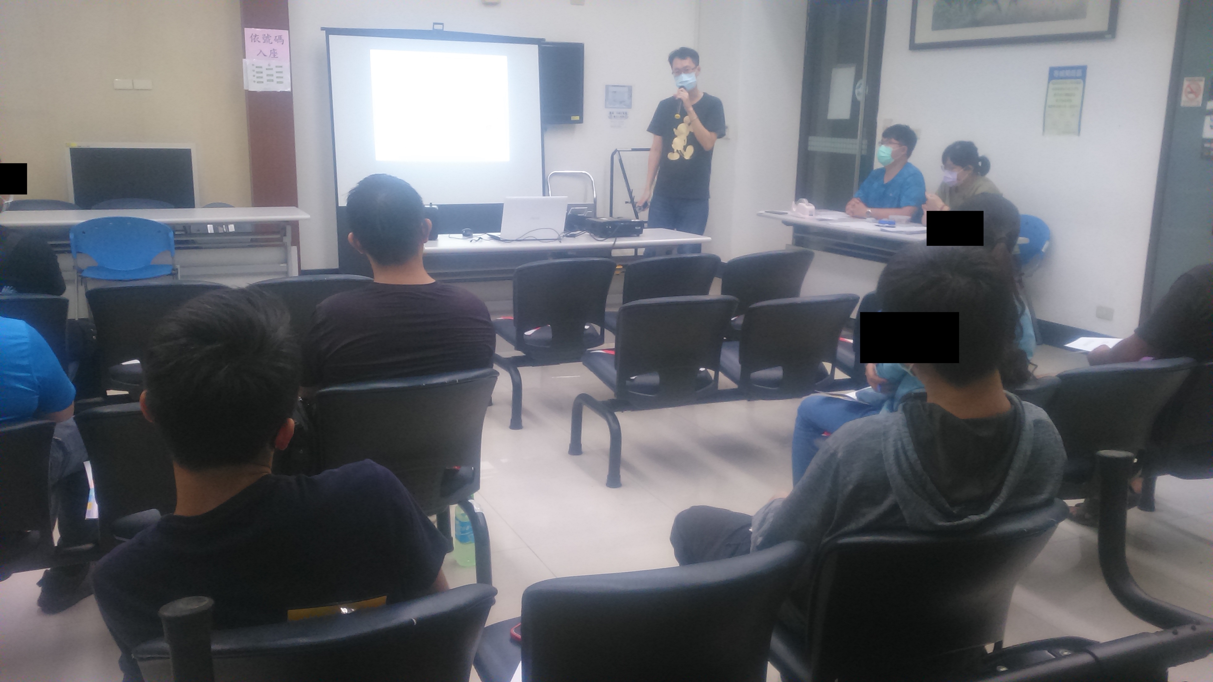 1101027-3.張耀中觀護人講授「藥物濫用知多少？」。