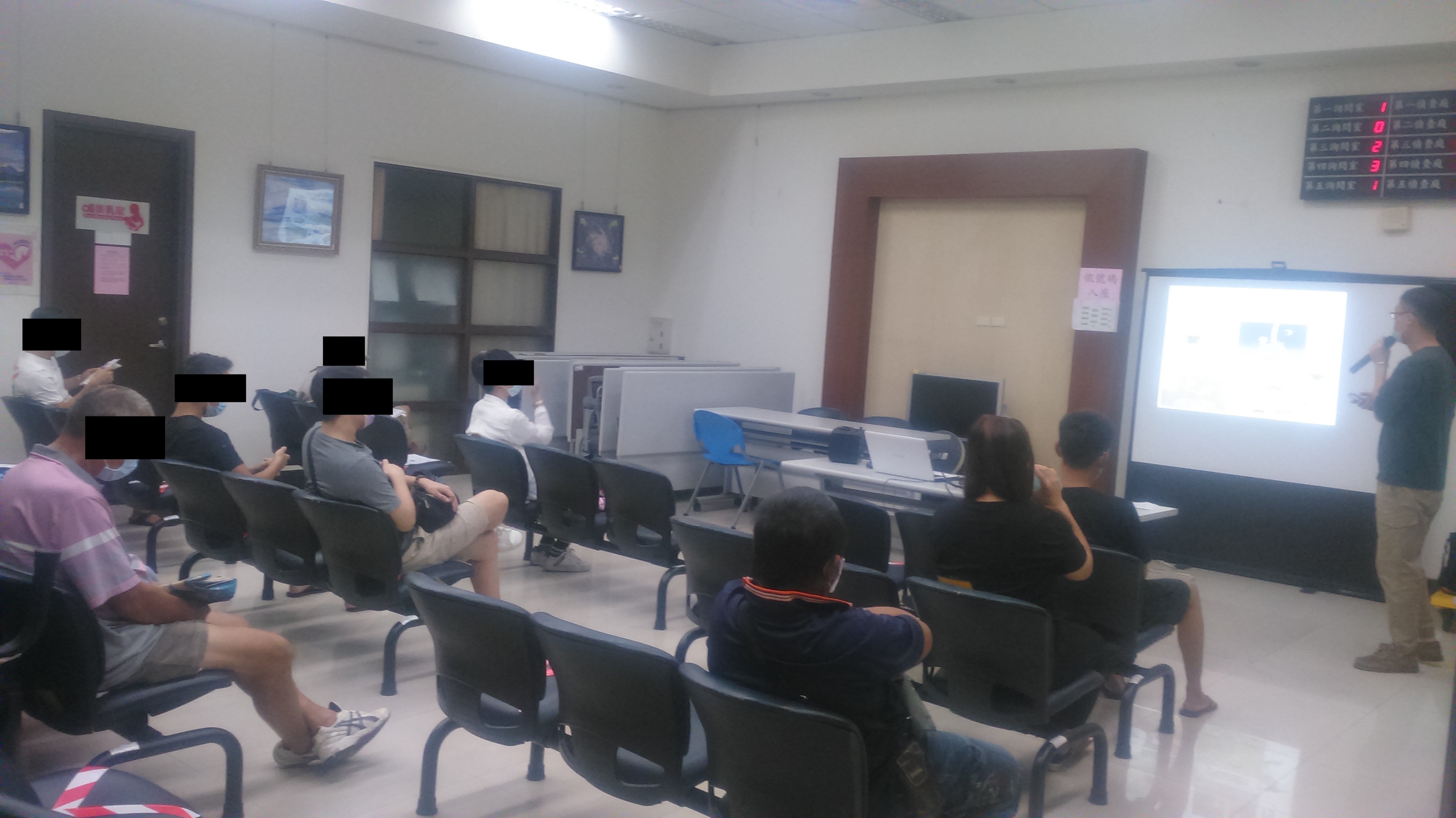 1101013-2.學員們參加張觀護人授課狀況。