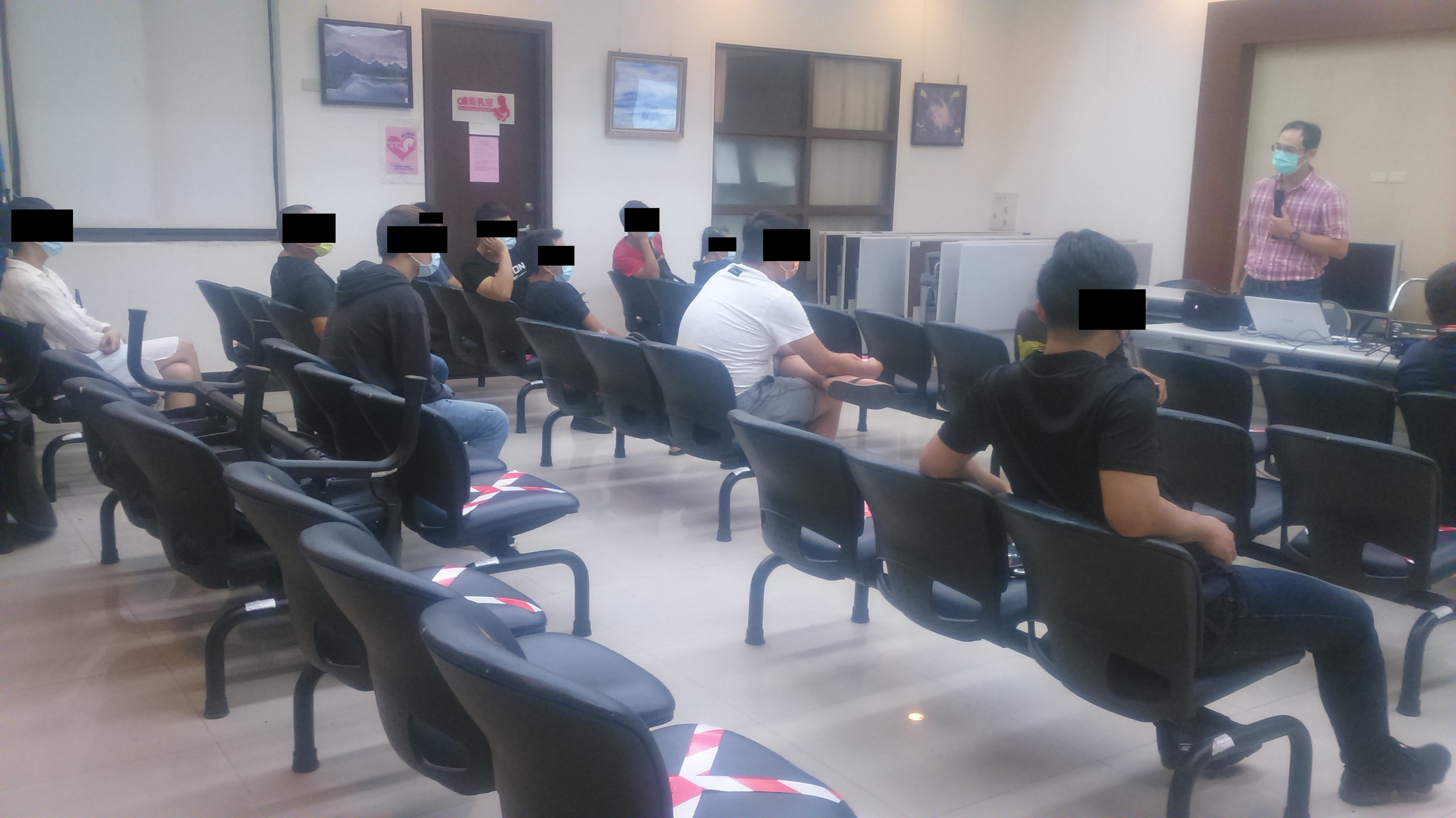 1101013-4.學員們參加盧觀護人授課狀況。
