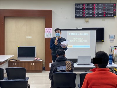 1.嘉義市毒品危害防制中心來署進行宣導，建立學員正確之用藥觀念。