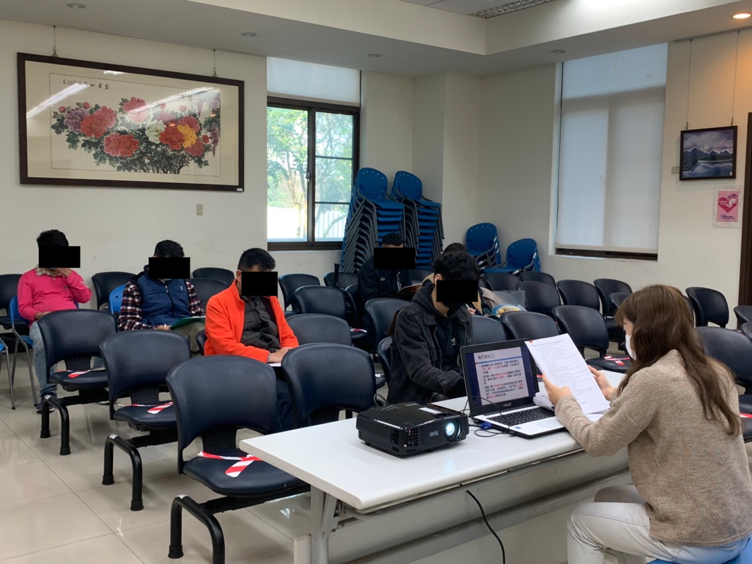 4.毒品方案員帶領學員逐條了解執行義務勞務之相關規定，以期個案之案件能圓滿履行。
