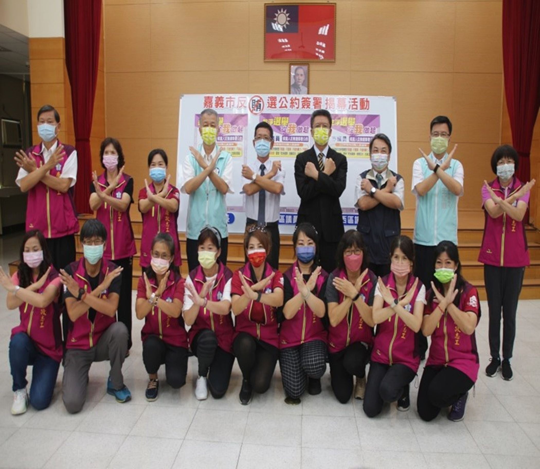 1110825嘉義市候選人簽署記者會-4