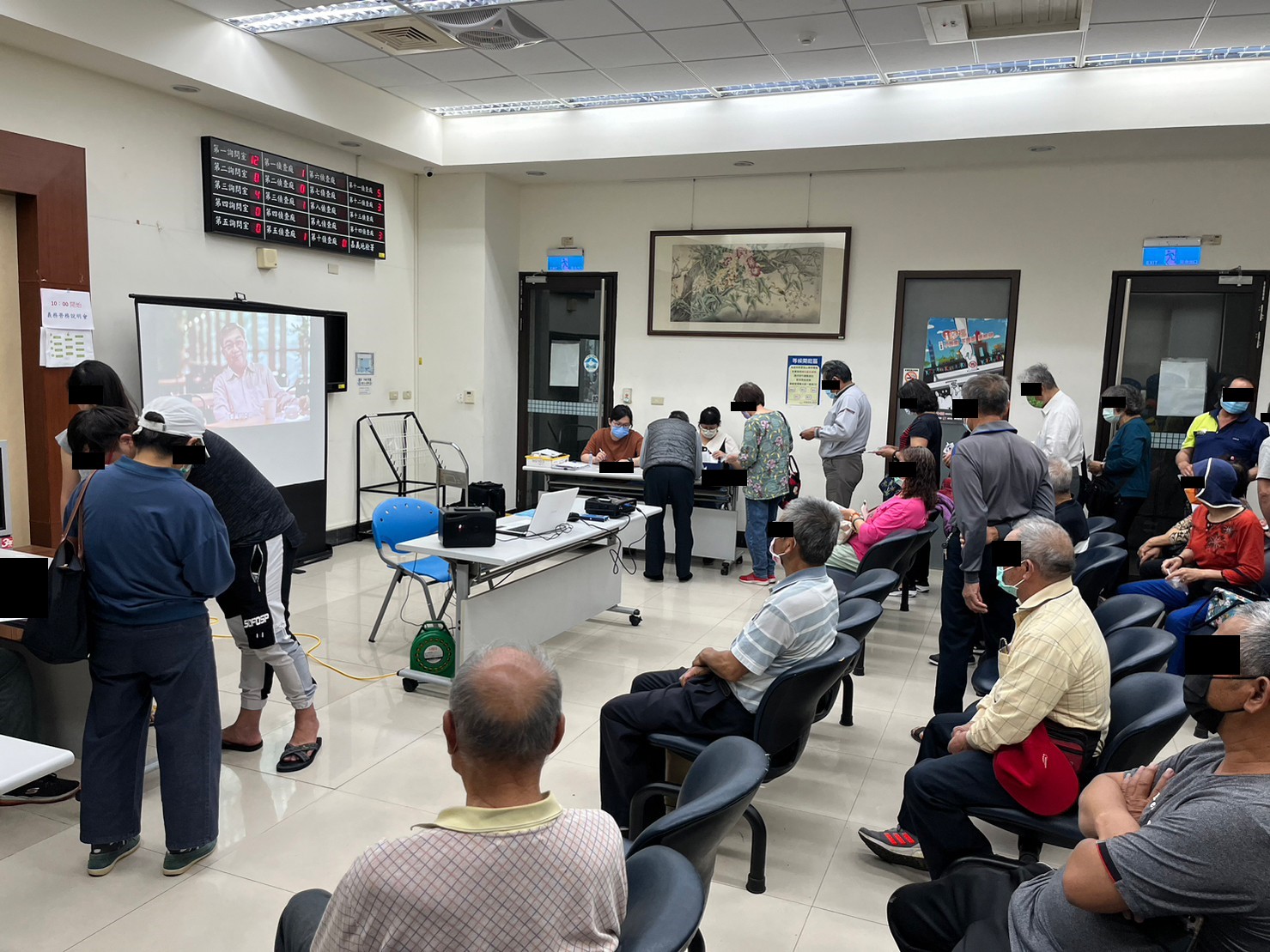1120412-2.播放國民法官制度進行宣導。