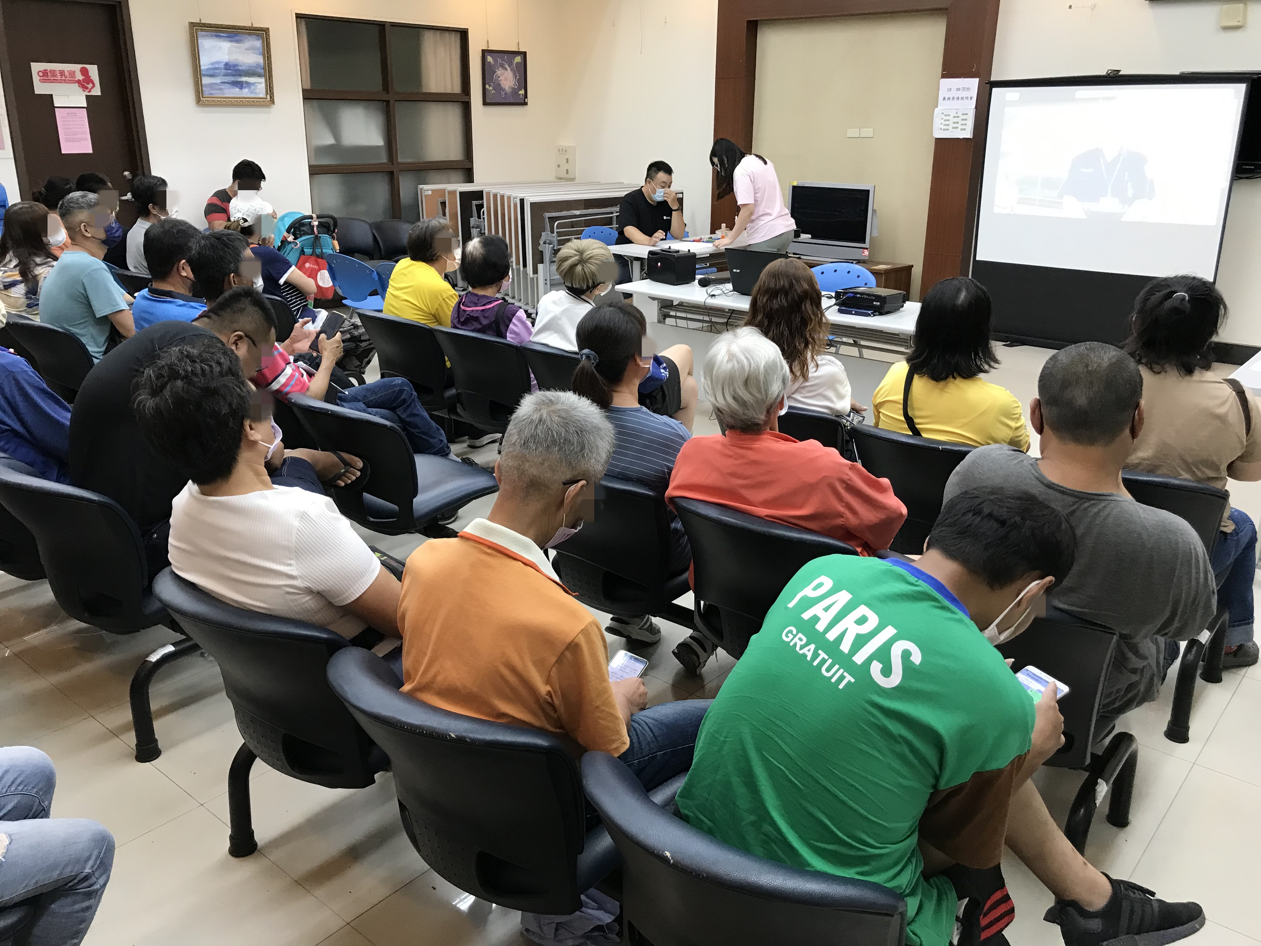 1120614-2播放司法部國民法官宣導短片，邀請大家為法發聲，支持國民法官制度，創造司法審判新氣象。