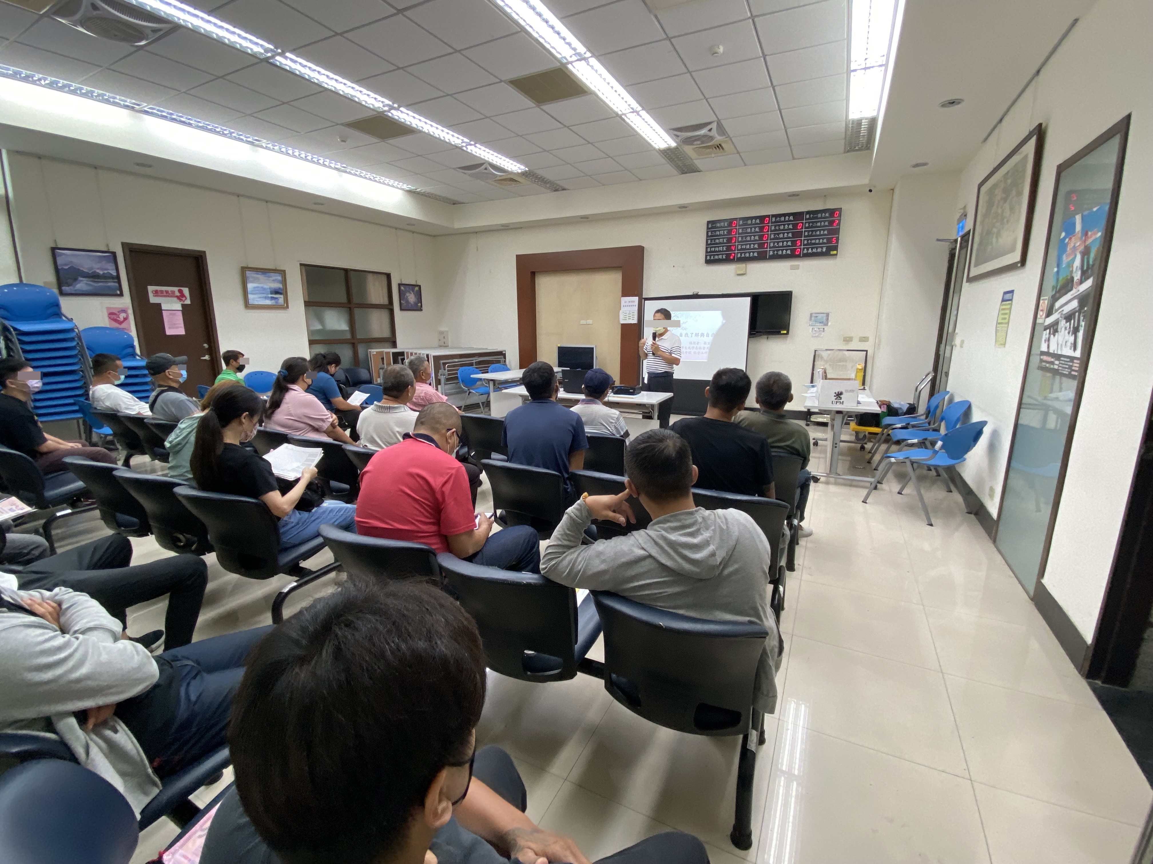 04.6月份邀請蔡宜延老師為社勞人講授生命教育課程。