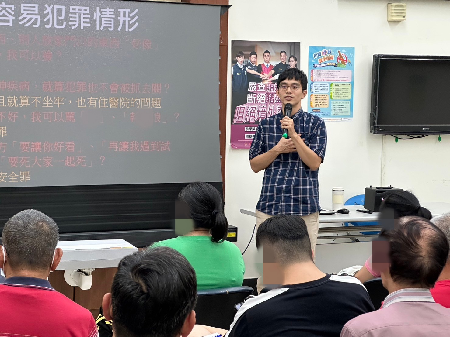 1130515-4.蕭仕庸檢察官強調循規蹈矩、腳踏實地才能遠離官司紛擾,掌舵自己的人生。
