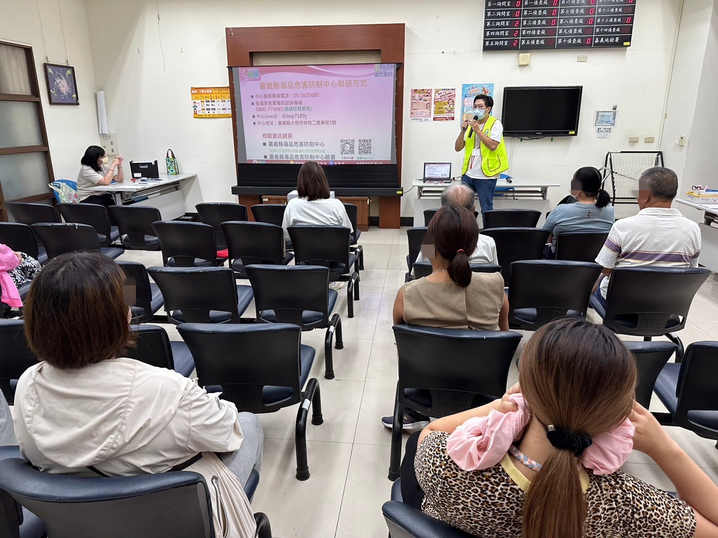 1130807-2.嘉義縣毒品危害防制中心來署進行宣導，建立學員正確之用藥觀念。