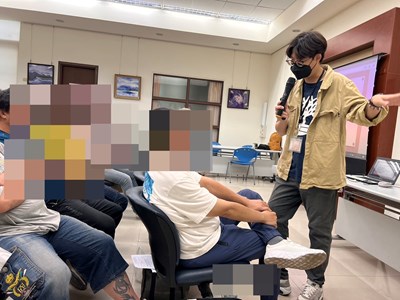 5.10月份邀請吳宗儒擔任生命教育講師，當事人踴躍提問。