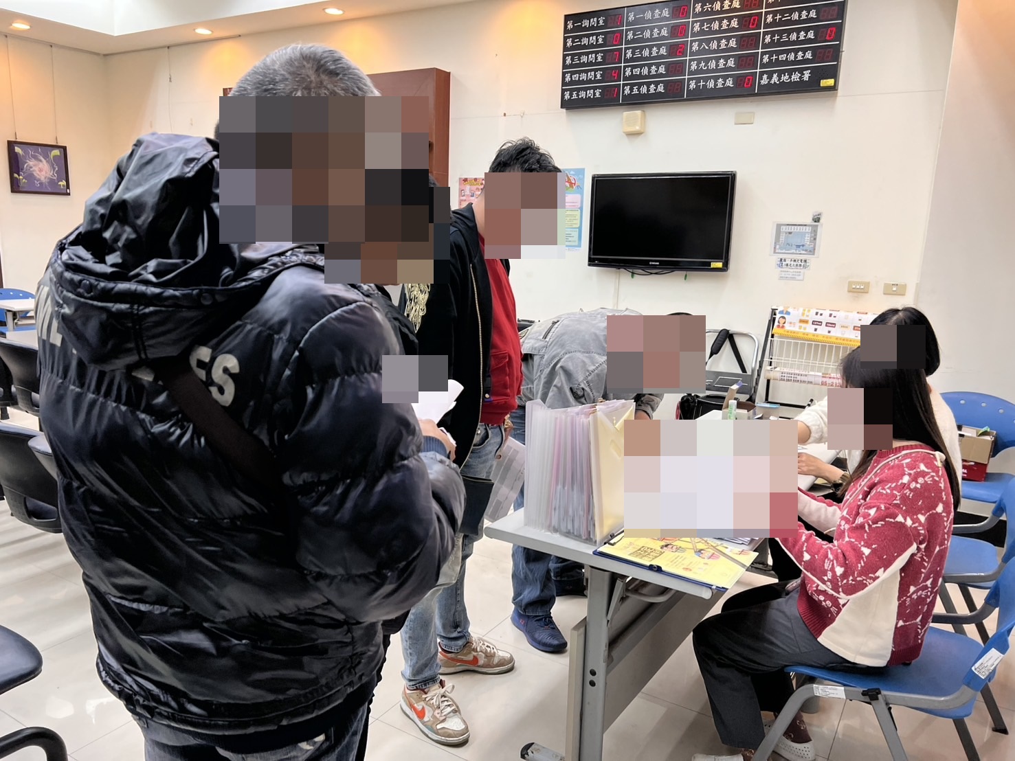1.觀護佐理員協助社會勞動人說明會報到事宜。