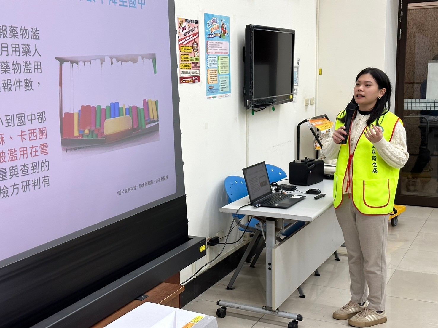 1140108-2.嘉義縣毒品危害防制中心來署進行宣導，建立學員正確之用藥觀念。