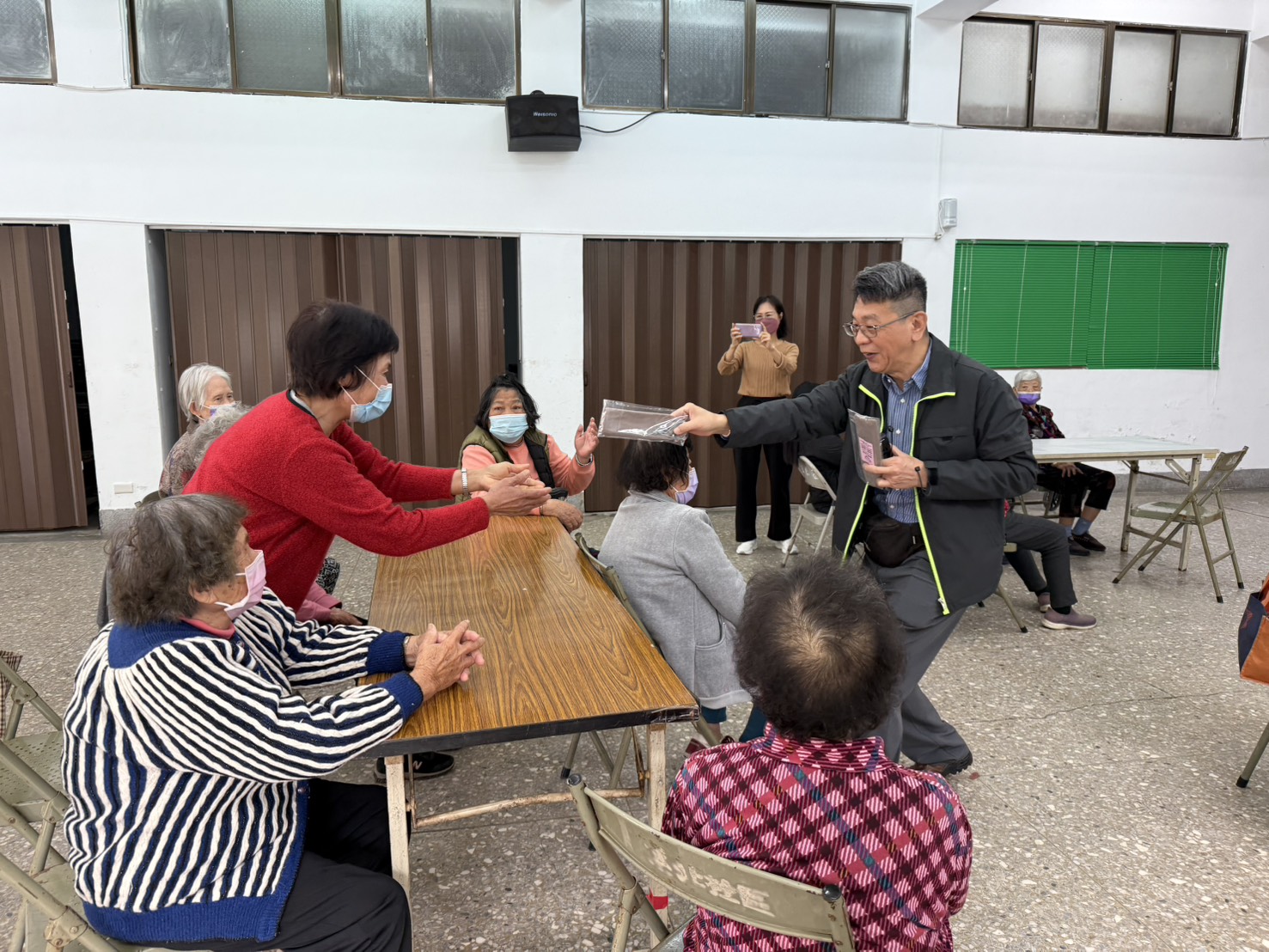 長輩有獎徵答回應踴躍