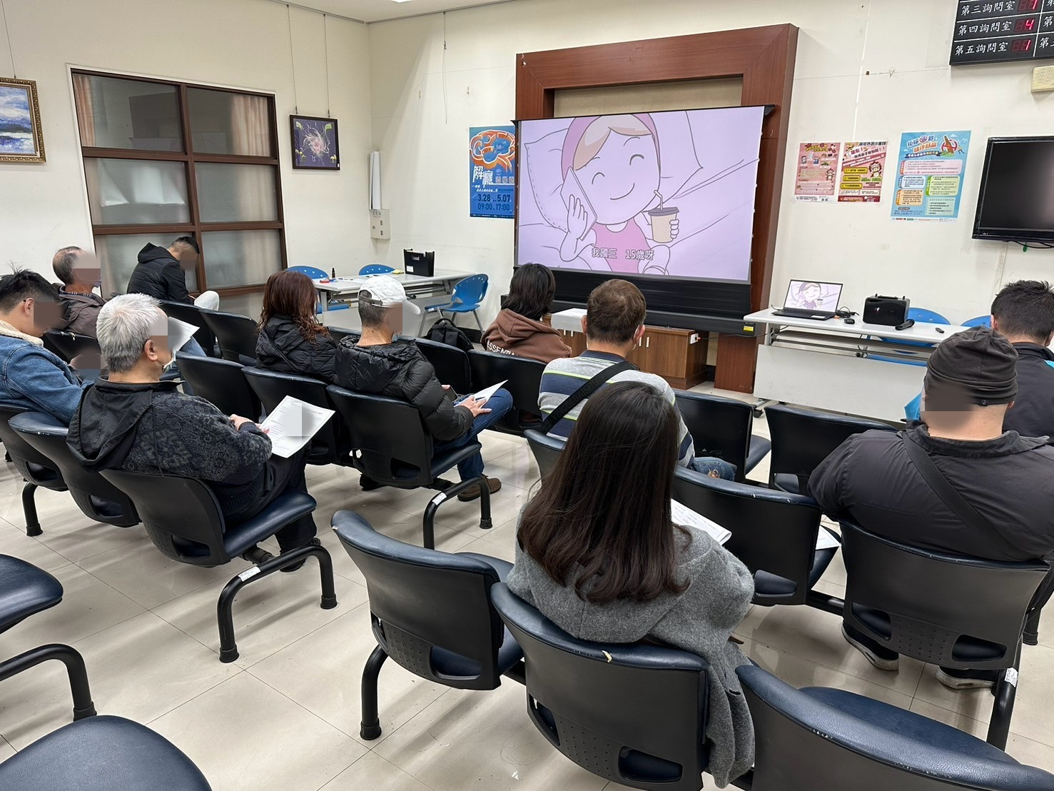 1140319-5.播放保護司兒少性剝削宣導短片，提醒學員保護家庭成員並指導子女防範