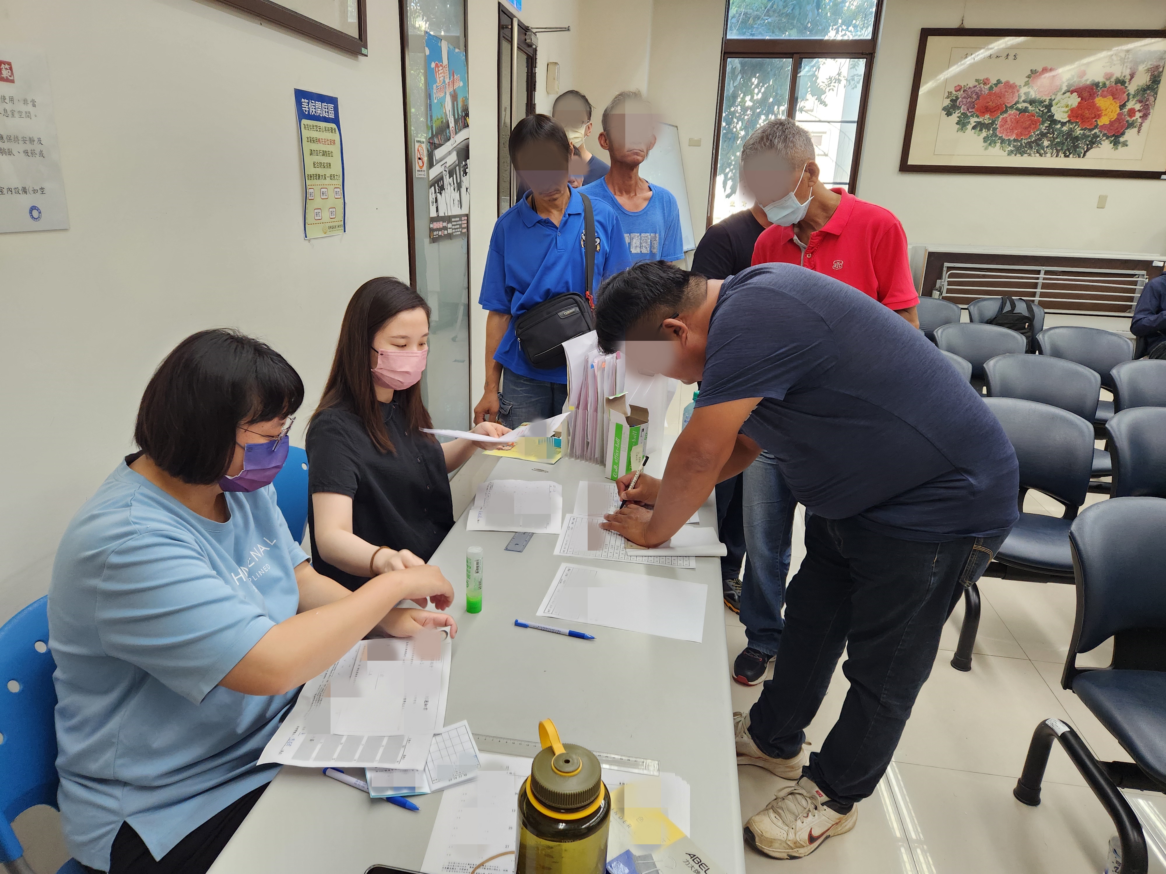 01.觀護佐理員協助社會勞動人說明會報到事宜