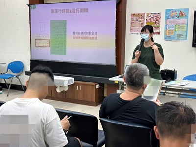 2.全人計畫員說明履行時數及期間。