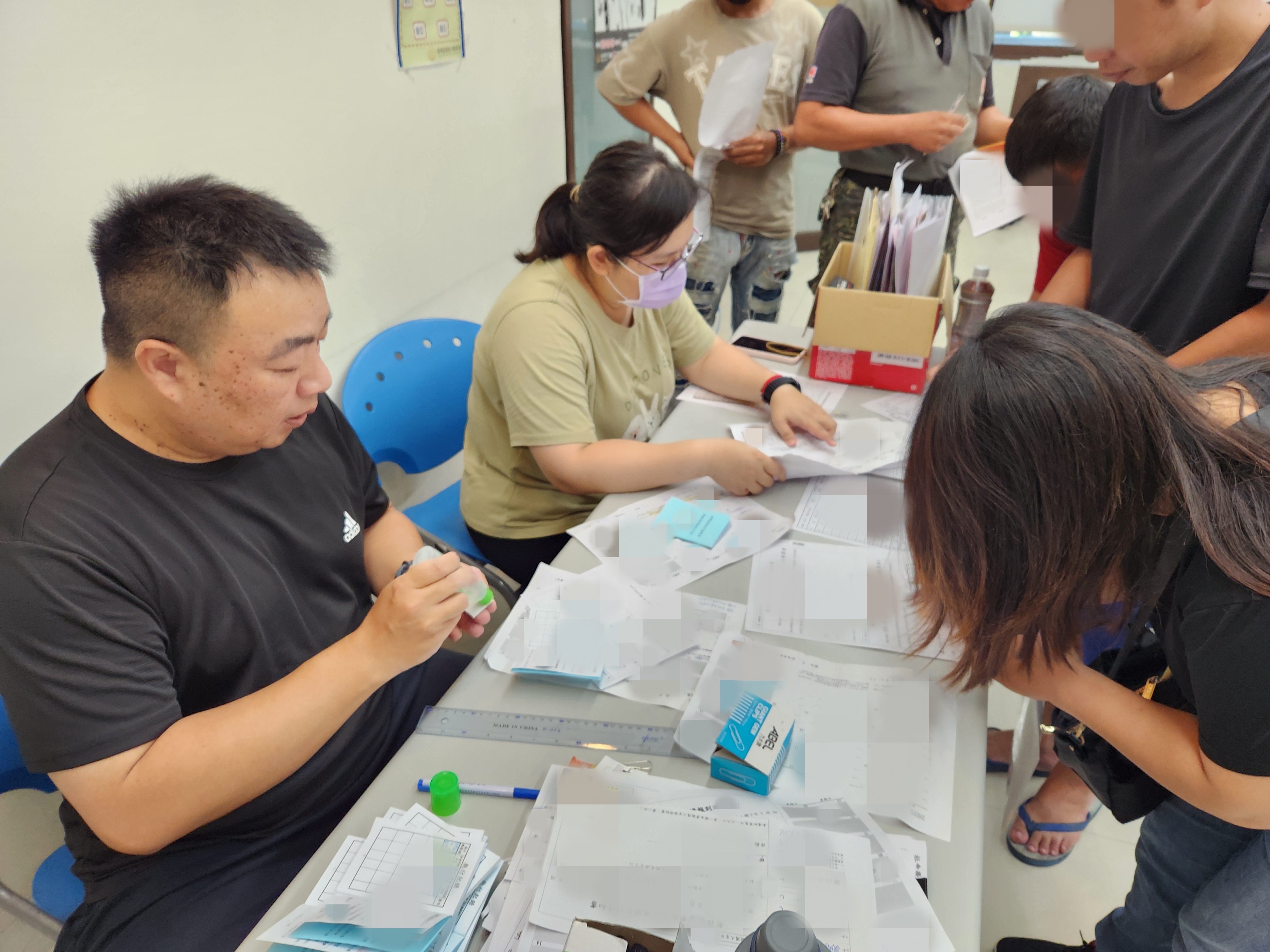 1.觀護佐理員協助社會勞動人說明會報到事宜。
