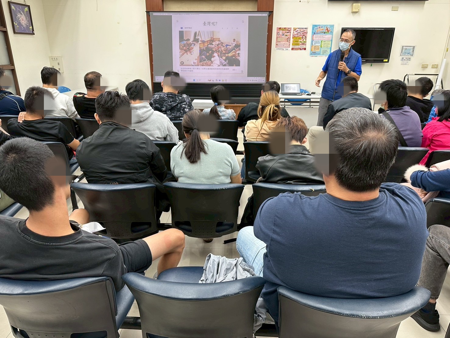 1141119-8.盧浩權觀護人呼籲學員留意家中兒少使用網路之安全性，強調自己就是身體的主人