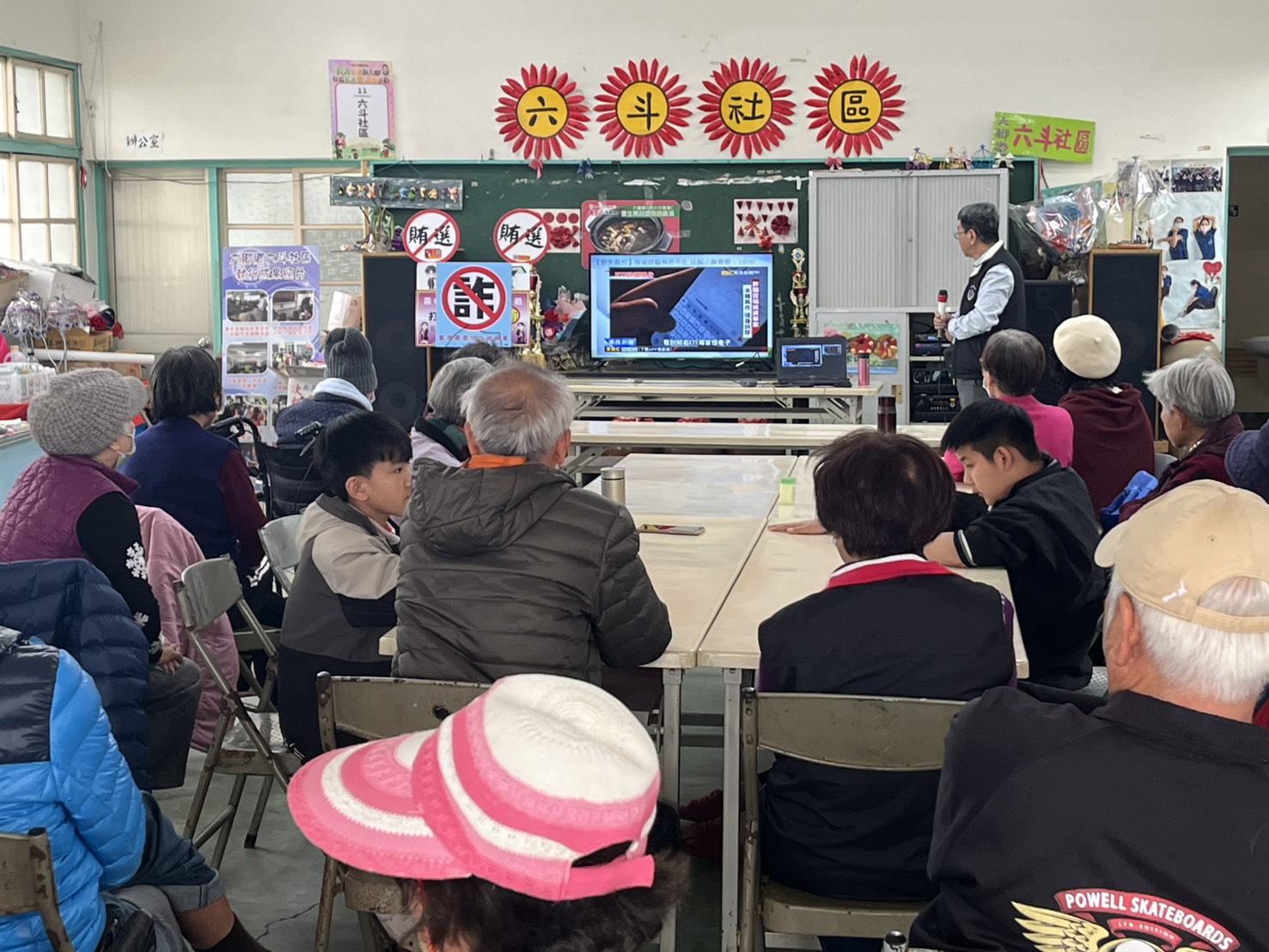 4檢警絕不會要求透過網路做筆錄或提供監管帳戶！接到電話請保持冷靜，先掛斷，撥打165反詐專線核實