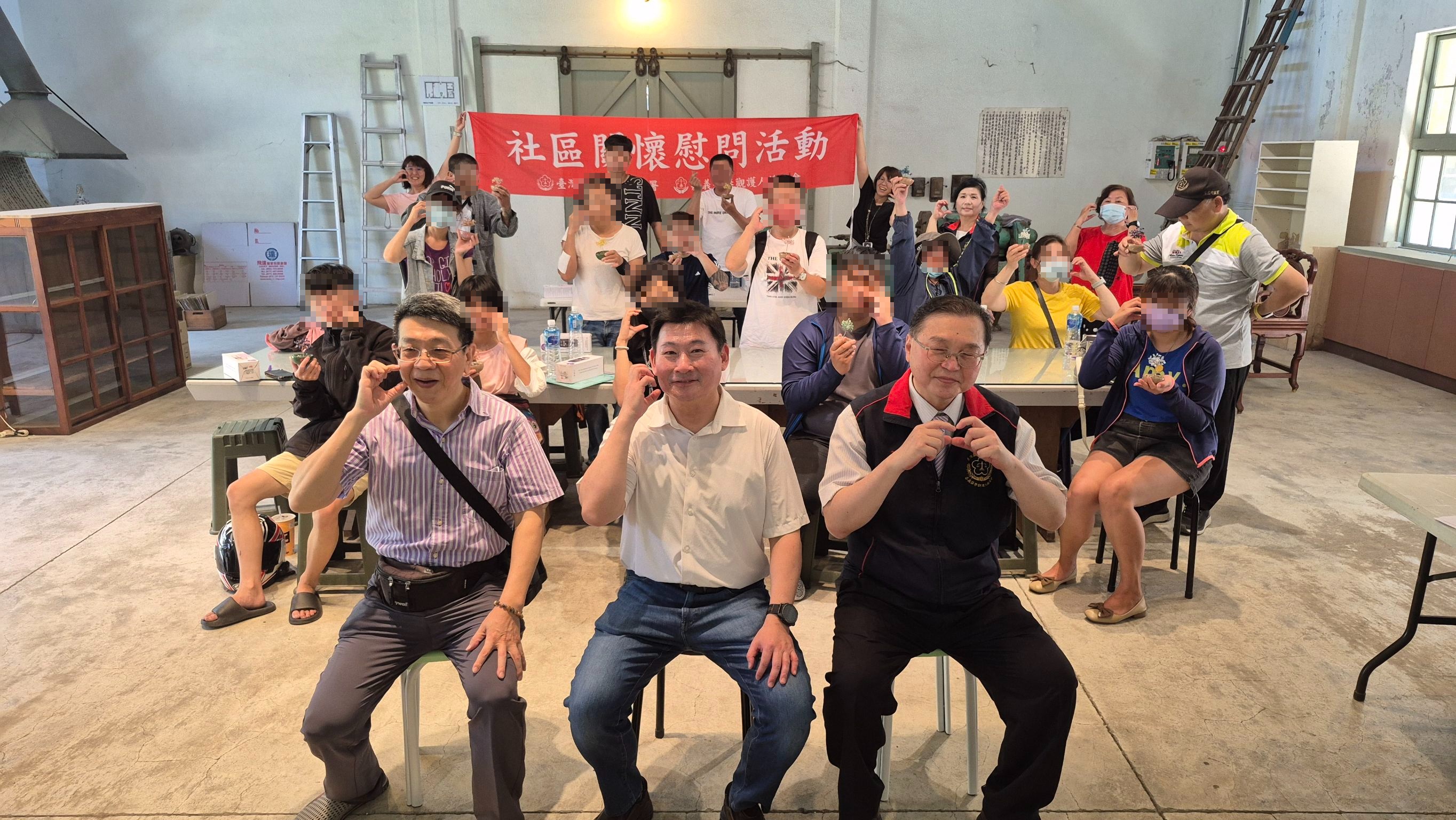 260507-2嘉義地檢署辦理母親節慰問活動－手感溫度，福氣常駐