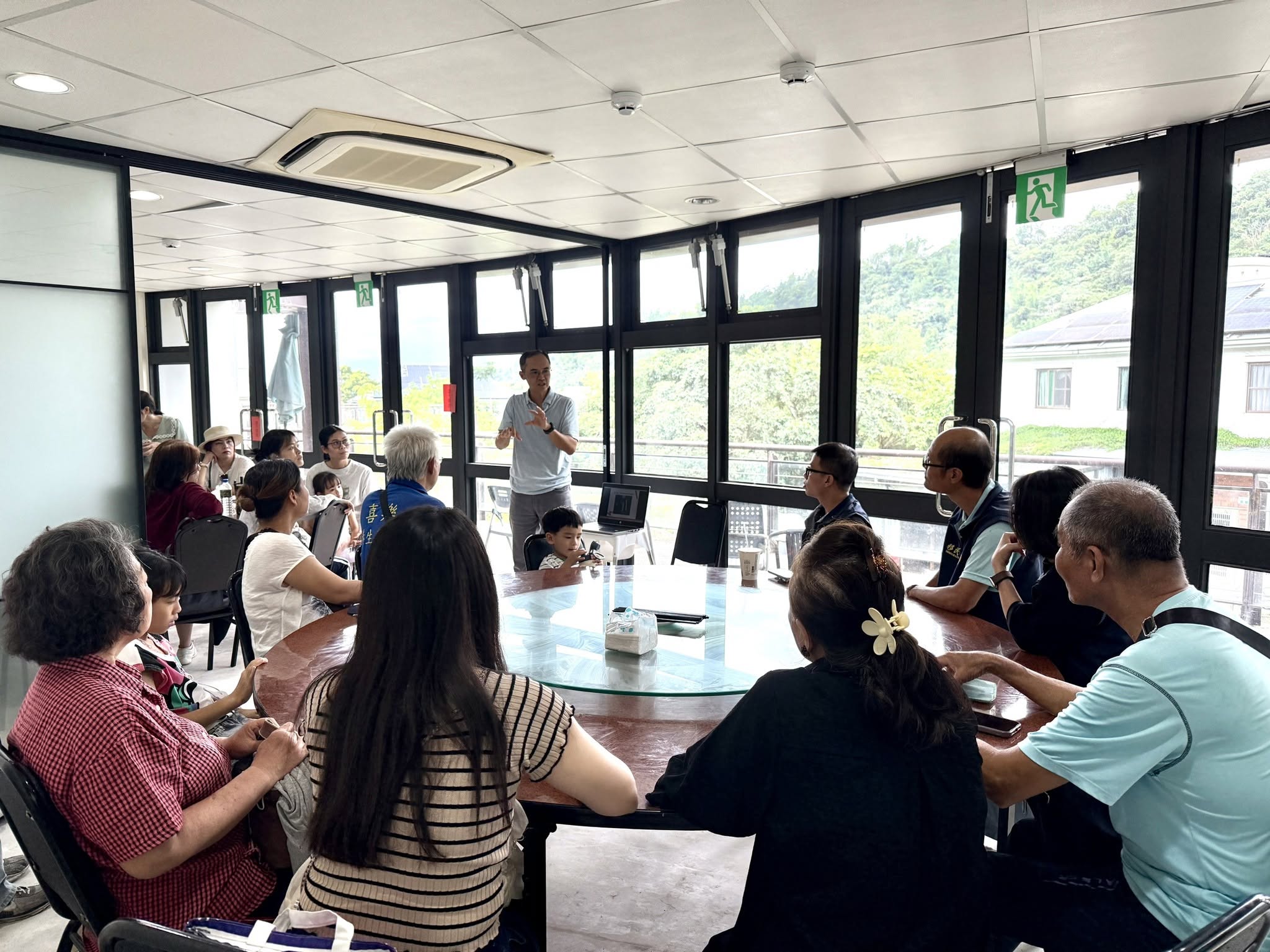 260614-2本次活動特別邀請鄒族原住民、新住民與國人配偶及子女齊聚一堂，透過官民互動與經驗分享，共同築起社區安全防護網。
